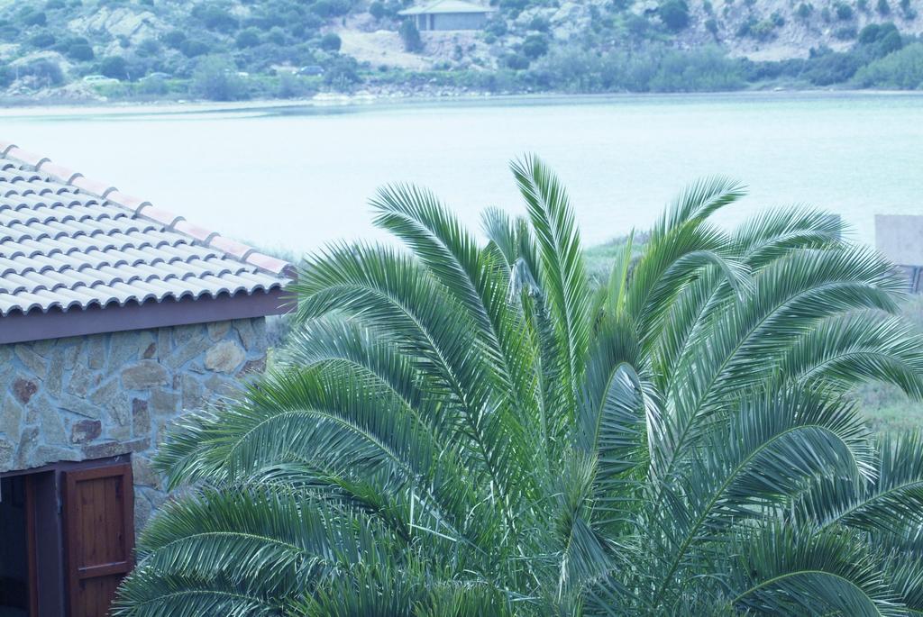 Il Gabbiano Hotel Chia Kültér fotó