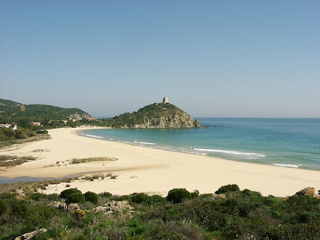 Il Gabbiano Hotel Chia Kültér fotó